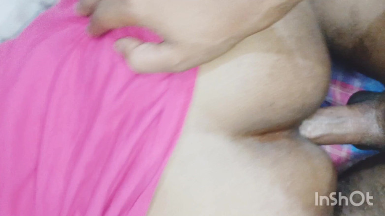 Sexy_girl_nehu: Fată indiană desi Haryana, prima dată dur, futându-se în cur în audio...