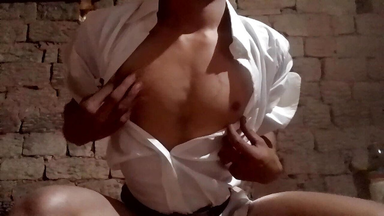 Gangbang straight: Tea Boy in His Language Saree When He Masturbate She...