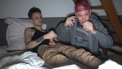 Gaybareback: Sexy top twink fuck a Stepdaddy XXL