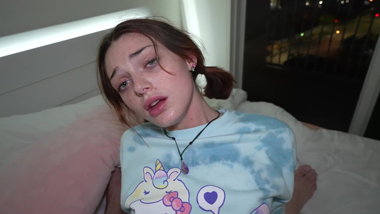 Shrooms Q: Tata fetysz z Johnnym Love squirting na jego wielkim kutasie
