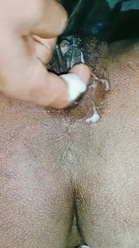 Ngentot memekku habis-habisan dan dientot habis-habisan pakai video bokep india