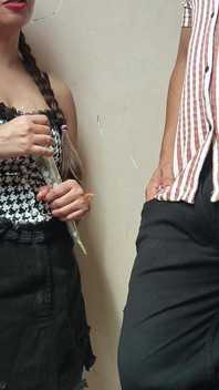 インドの女子大生は、教師の日に中出しで彼女をファックするように彼女の家庭教師を誘惑します