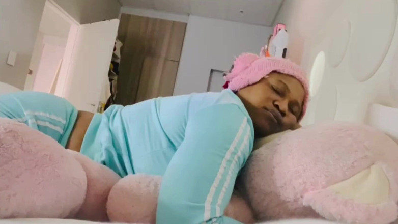 Maeling: Tellement monstrueuse, tellement audacieuse, tellement cruelle - croissance rapide de la...