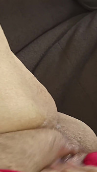 보지를 가지고 놀기 위해 손과 손가락을 사용하고, 날 싸게 했어, 오 세상에