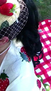 Miss Strawberry Retro Picknick di Itali