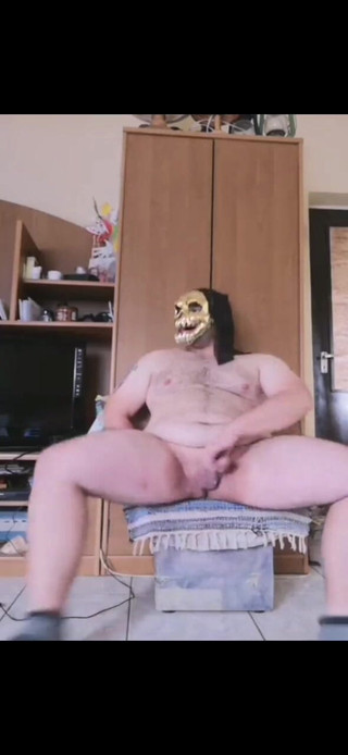 Perverted zek: Masked masturbation