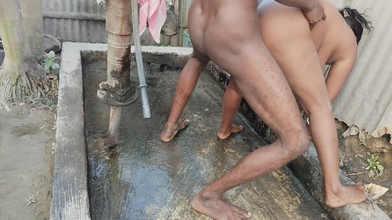 Sexydeb: Bhabhi Ki Chudai Karte Samay Peshab Laga