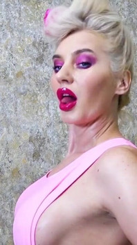 Barbie Lipstick Kisses