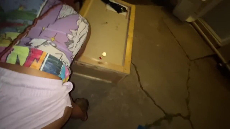 Fijii pornbox: Polla monstruosa de bbc se cuela en mi patio trasero...