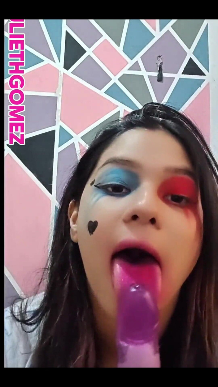 Yulieth Gomez: Porno aktrisi Yulieth Gmez hayranıyla mastürbasyon yapıyor