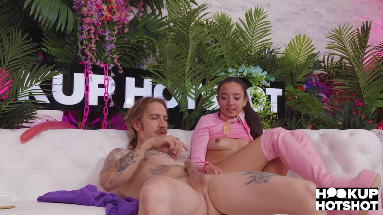 Hookup Hotshot: Innocent Sasha Tatcha Asks Bryan Gozzling for Anal Sex!