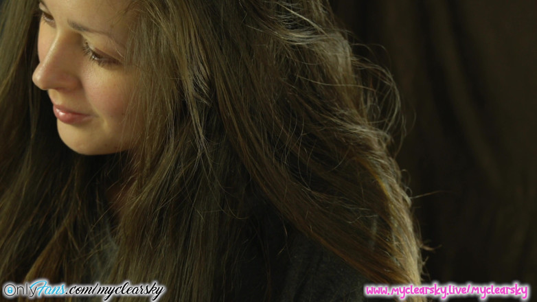 MyClearSky: Face and hair fetish...just be natural