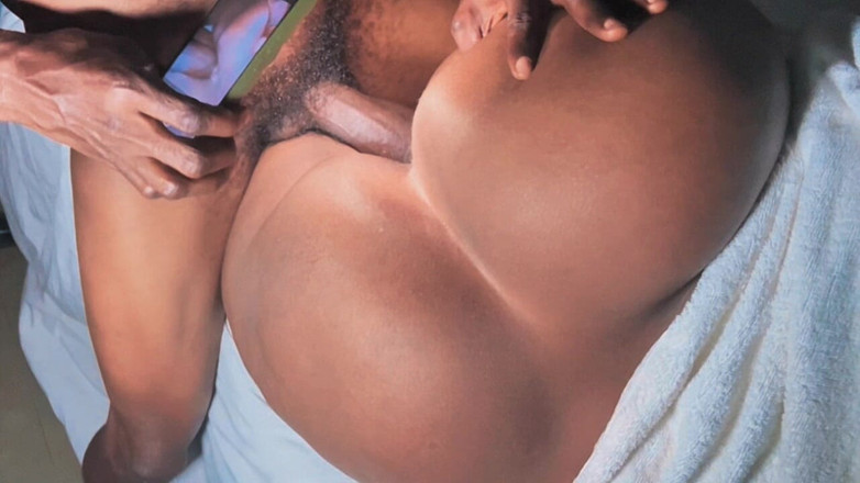 Bangcum3: Büyük yarağımı alan iri güzel kadınla yüzüyorum