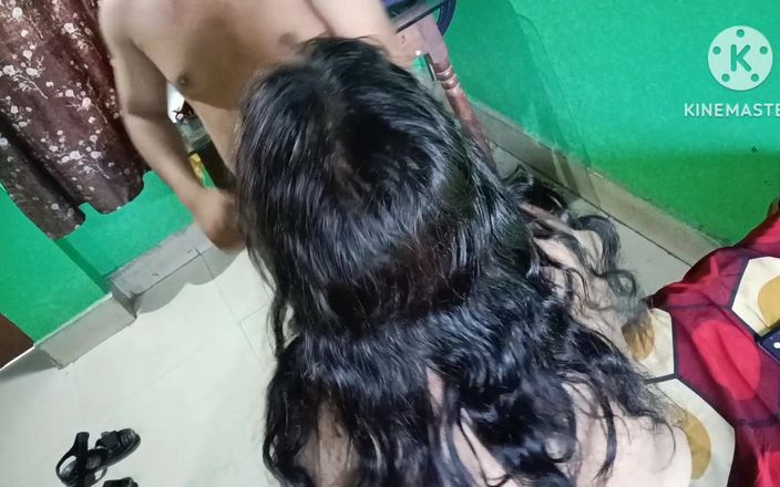 Indian hardcore: Desi tante mit dicken möpsen hat romantischen sex