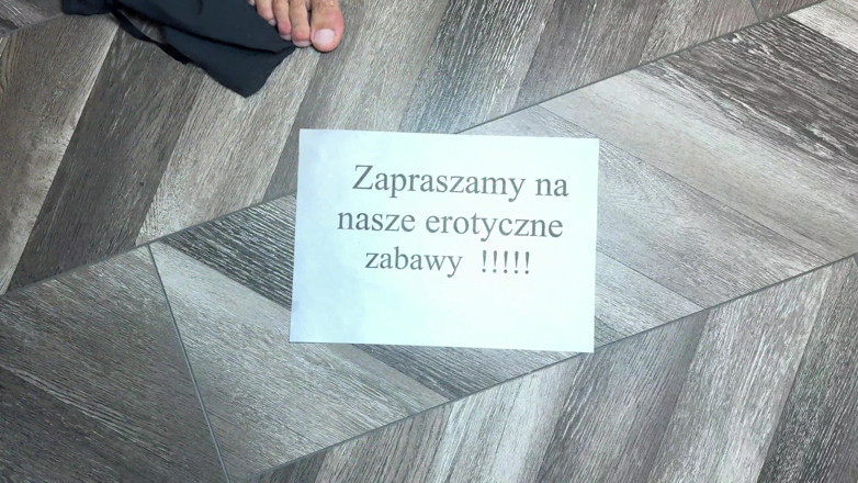 Mad Productions: Удивительная мачеха-блондинка принимает сперму в ее большую задницу