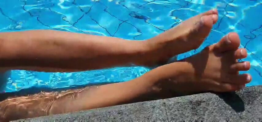 Fetish intimmedia: ビーチで非常に角質