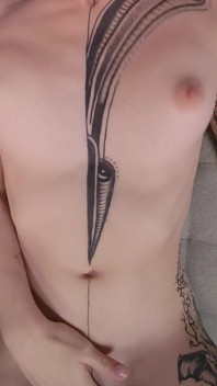 Quel culo stretto tatuato con eden ivy