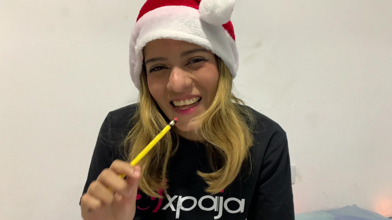 DereckandZoe: Stiefschwester gibt weihnachtsgeschenk und fickt am ende
