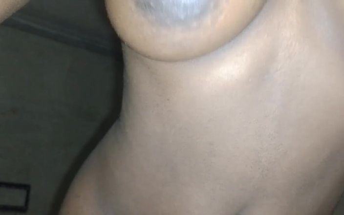 Loversinbed: Meine stiefschwest, lass mich in ihre muschi kommen