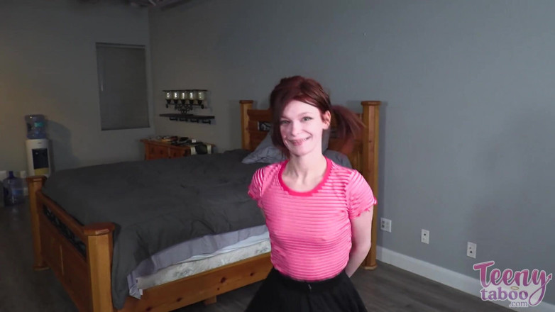 Teenytaboo: Stieftochter-kit nimmt eine ladung in ihre muschi
