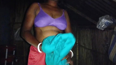 Pumi: मेरे पति यहाँ नहीं हैं इसलिए मैंने इसे अपनी उंगली से किया