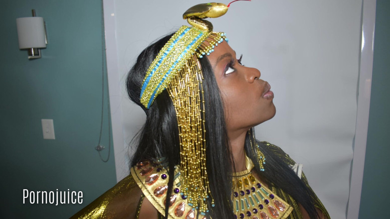 PornoJuice: Presentazione di foto nubian queen con protagonista melody cummings