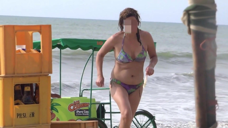 Ardientes69: Pełny film macochy pokazując się w bikini i bieliźnie. Chcesz...