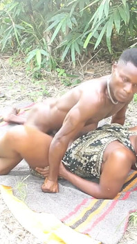 Afrikanischer Outdoor-fick...