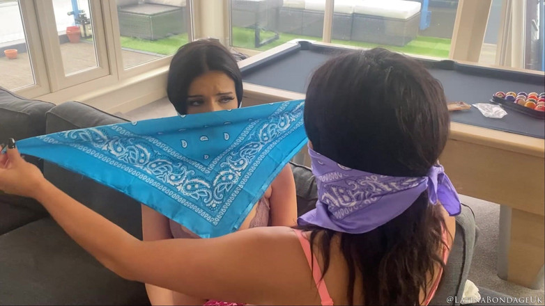 Latina Fetish: Tatti і latina в: otn і otm кляпи, тугі мотузки і лижні маски!