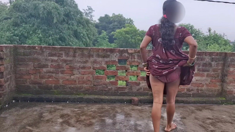 Sumaj: Desi Neha Bhabhi First Time Sex