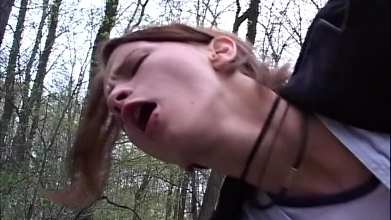 Enema Extreme And Top Girls: Top girls get fucked e litros de enema saem delas