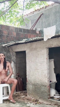 Daniela Santos face un fetiș cu picioarele cu ejaculare.
