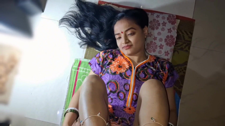 Shima kumari44: Casalinga indiana villaggio cazzo in cucina sesso vero orgasmo audio...