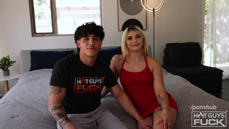 Hot Guys Fuck: Morning Sex with Sexy PAWG