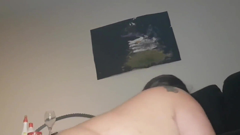 Real homemade BBW BBC porn: WildEnglishbbw bbc Nata4sex me encuentra en la cama en un...