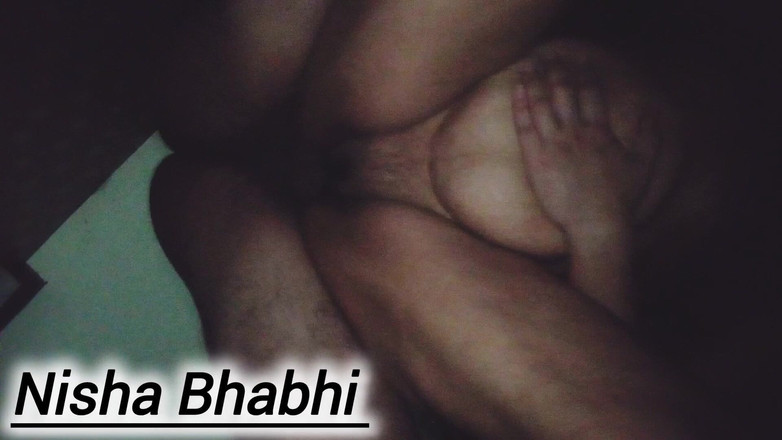 Karan Oberoi: Nisha Bhabhi's charme bezweringt haar Devar