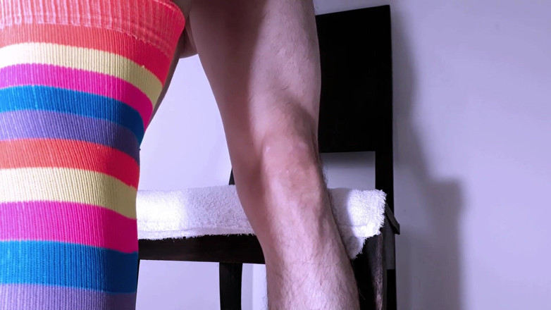 Ellie pink: Lehrer, bitte lass mich deinen harten schwanz reiten und in...