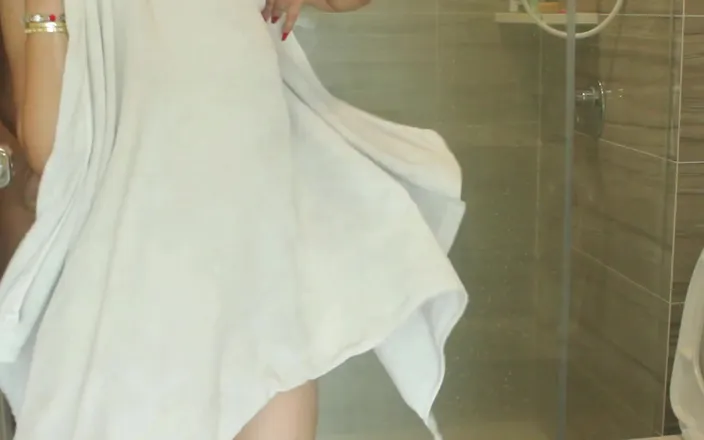 Reem Hassan: Sesso in bagno calda sexy araba ragazza musulmana