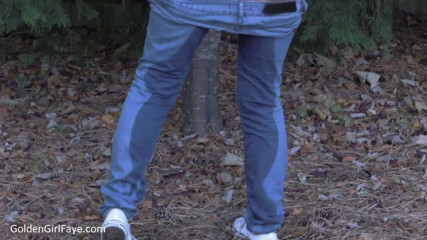 Her Kink UK: Garden jeans wetting