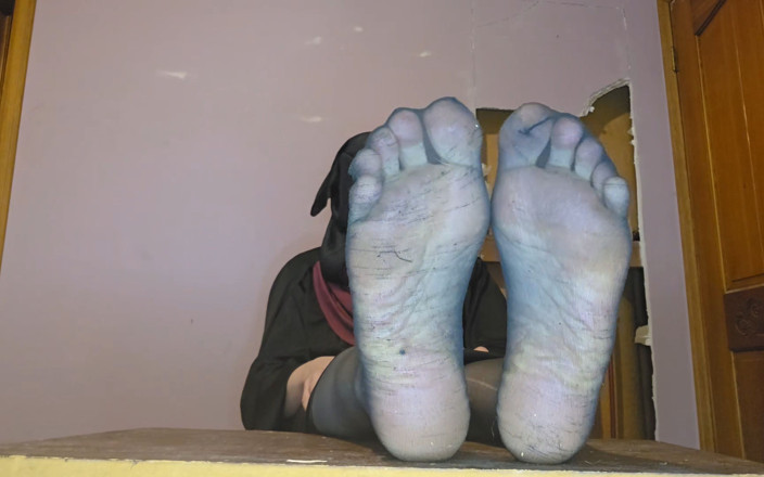 Miss Dimples: Dr Dimples Has the Cure for Your Boner