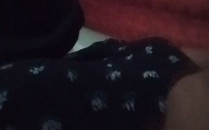 hossabbir: Kimse kalçalarımdaki yanma hissini dindirmeyecek mi?