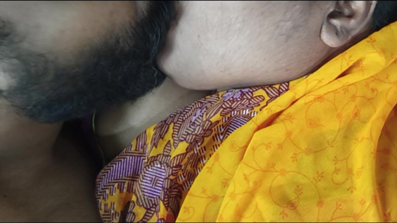 Indian IFS: Baiser torride avec branlette