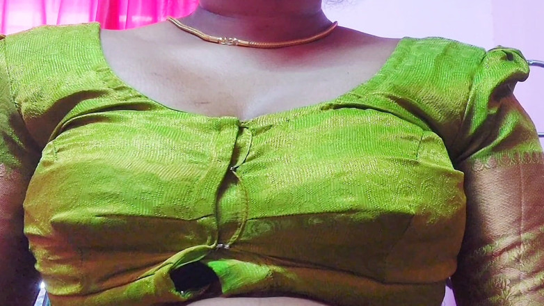 Desi Mohini: Indian Porn Sex with Horny Kavita Aunty