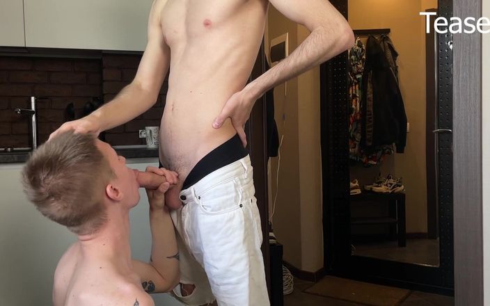Max Gen: Teaser di due gay che scopano