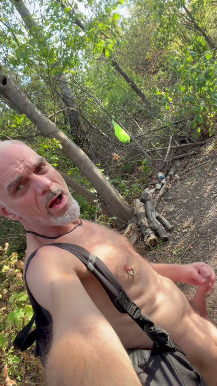 HornyAntony: Naked Crusing