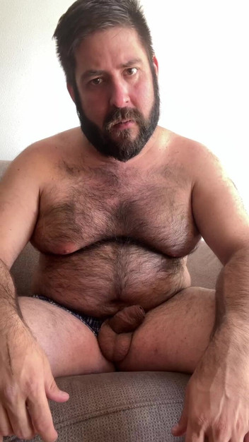 eljodedor31: Oso cachondo jugando videojuegos