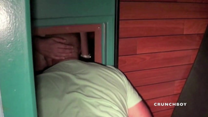 STRAIGHT BOY CURIOUS: Bear used by straight discret in glory