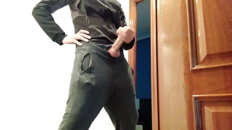 Elvissc: Labă de la un tip amator sexy cu pulă mare,...