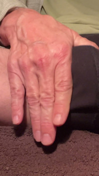 Precum 강을 보여주는 걸 좋아하는 새아빠