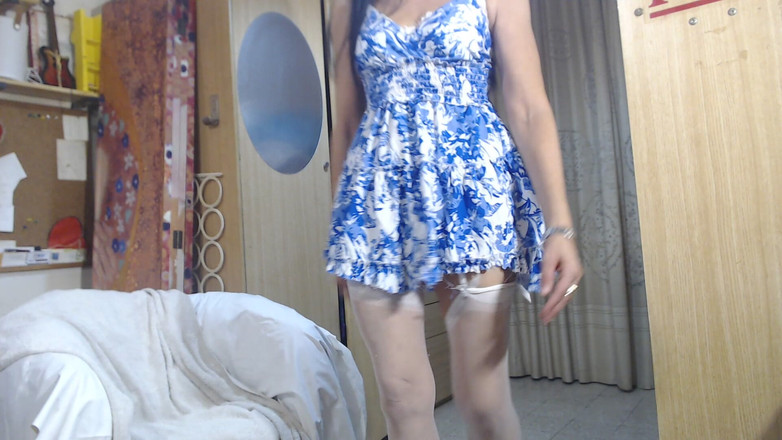 WEBREGINETTA2023: Défilé de mode et masturbation